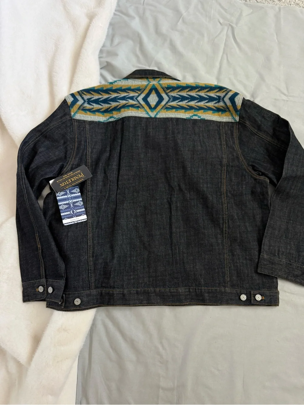 Pendleton men’s dark